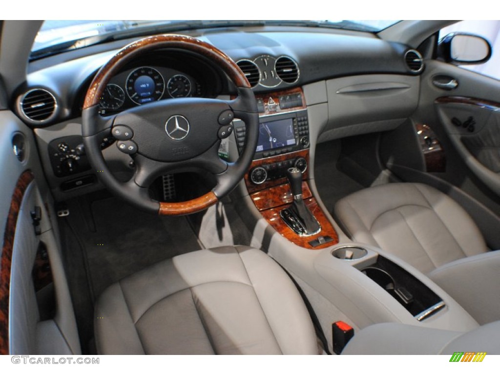 2009 CLK 350 Cabriolet - Majestic Black Metallic / Ash photo #16