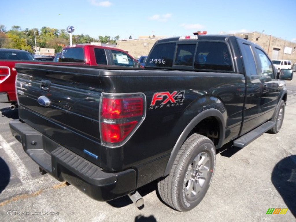 2013 F150 FX4 SuperCab 4x4 - Tuxedo Black Metallic / Black photo #2