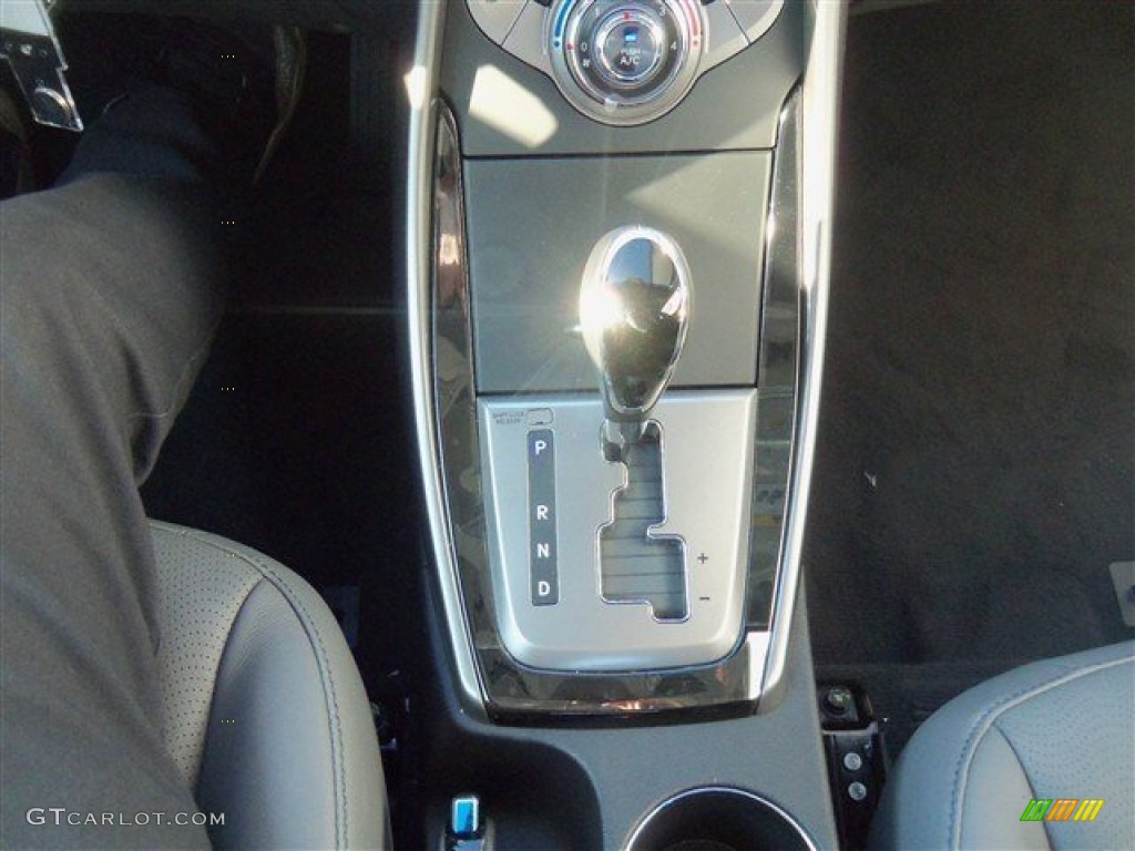 2013 Elantra Limited - Silver / Gray photo #16