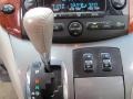 Controls of 2006 Sienna XLE AWD