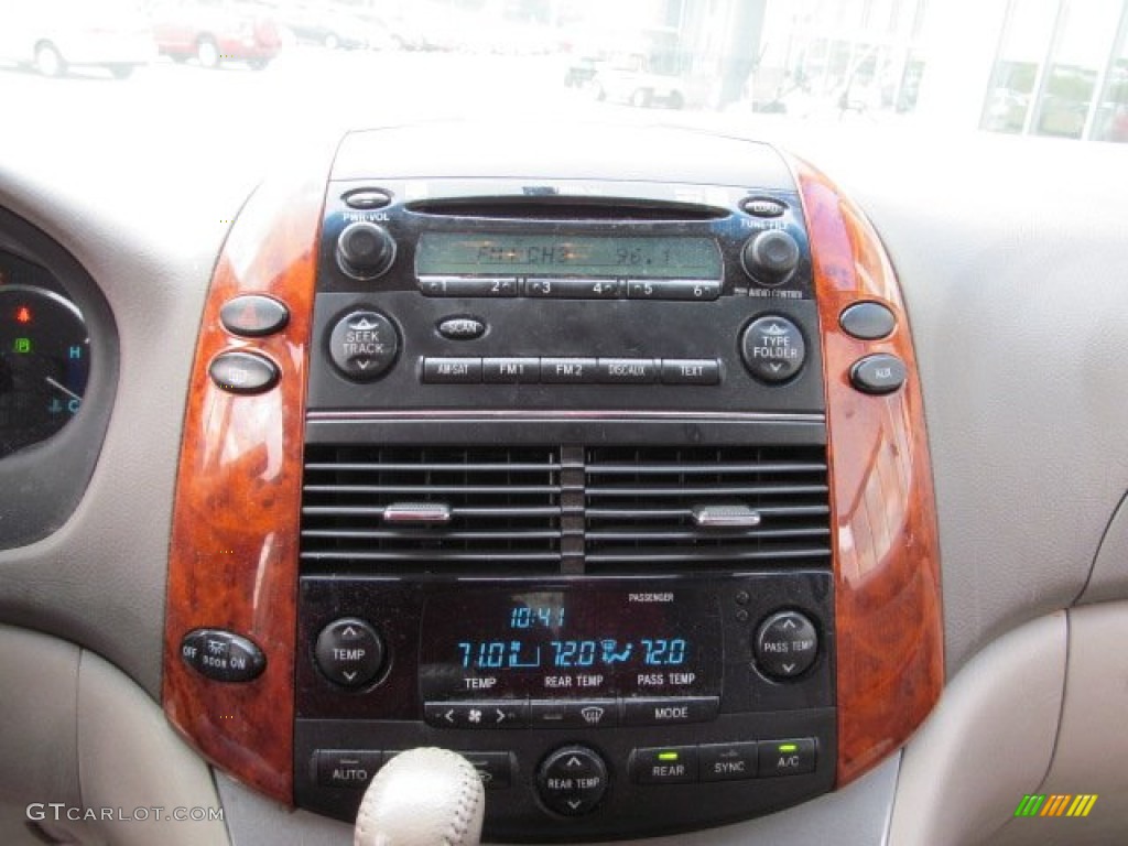 2006 Toyota Sienna XLE AWD Controls Photo #71998198