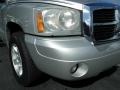 2007 Bright Silver Metallic Dodge Dakota SLT Quad Cab  photo #2