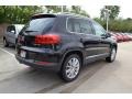 Deep Black Metallic - Tiguan SE Photo No. 2