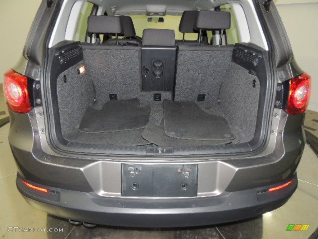2011 Tiguan S 4Motion - Alpine Gray Metallic / Charcoal photo #8