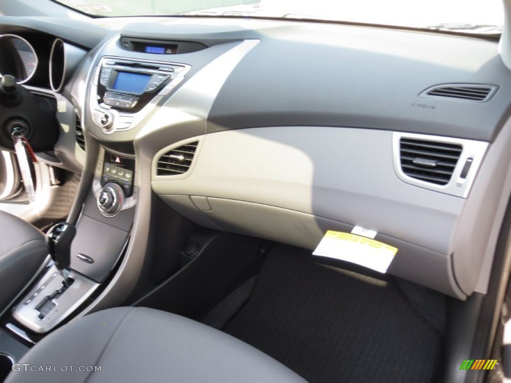 2013 Elantra Coupe SE - Black Noir Pearl / Gray photo #16