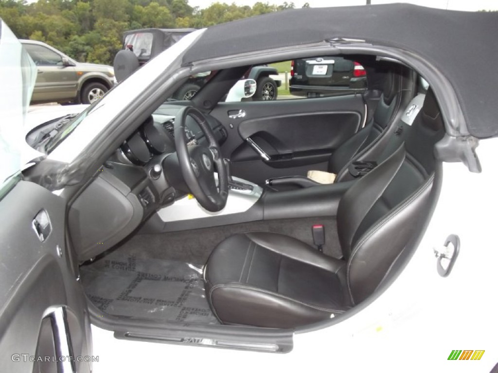 Black Interior 2008 Saturn Sky Roadster Photo #72002384