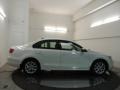 Candy White - Jetta SE Sedan Photo No. 4