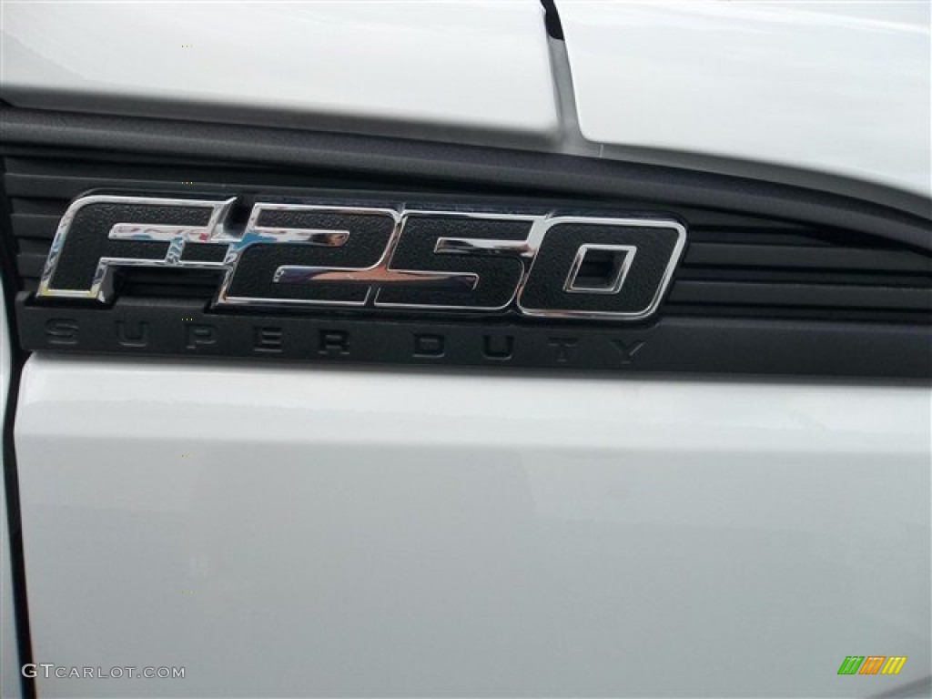 2012 F250 Super Duty XL Regular Cab - Oxford White / Steel photo #16