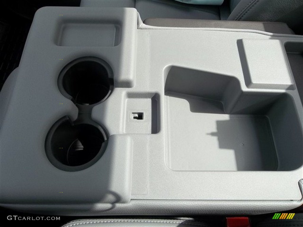 2012 F250 Super Duty XL Regular Cab - Oxford White / Steel photo #45