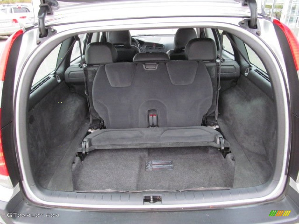 2004 V70 2.5T - Silver Metallic / Graphite photo #17