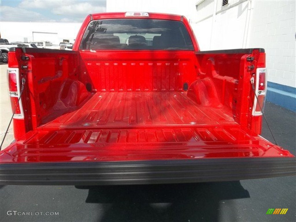 2012 F150 XLT SuperCrew 4x4 - Race Red / Steel Gray photo #5