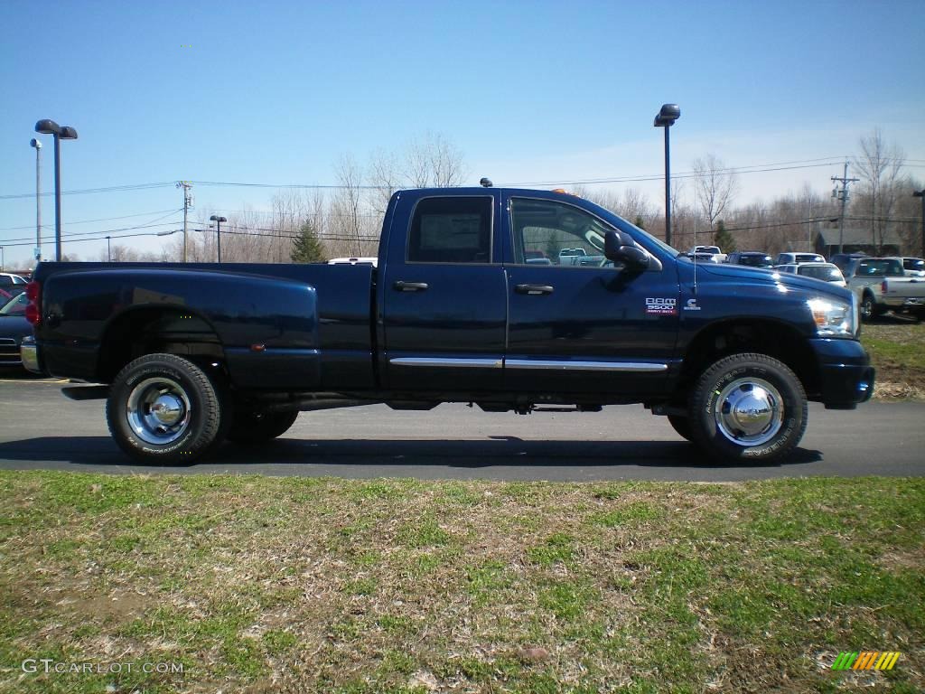 2009 Ram 3500 Laramie Quad Cab 4x4 Dually - Patriot Blue Pearl / Medium Slate Gray photo #17