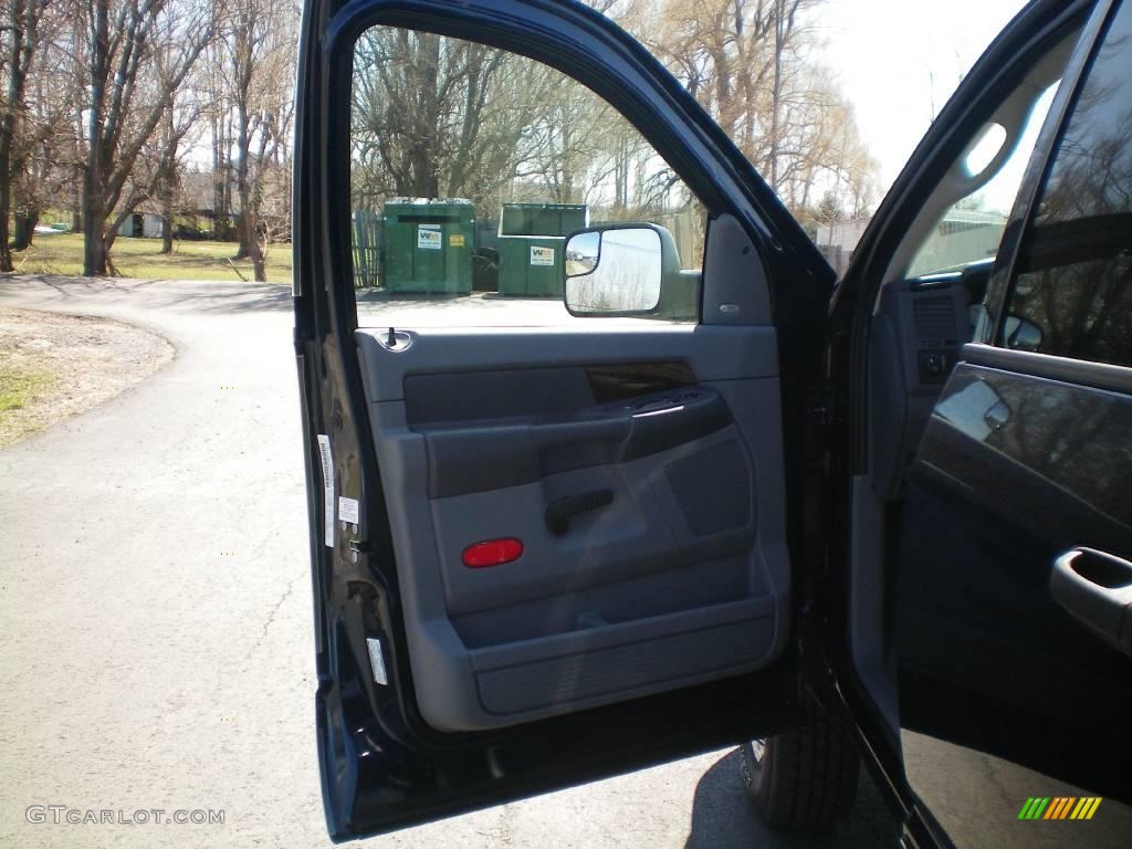 2009 Ram 3500 Laramie Quad Cab 4x4 Dually - Patriot Blue Pearl / Medium Slate Gray photo #22