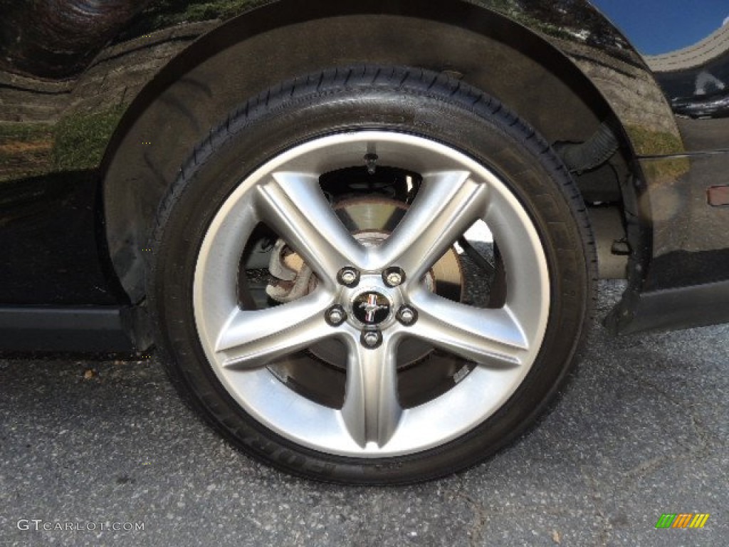 2010 Ford Mustang GT Premium Coupe Wheel Photo #72008625