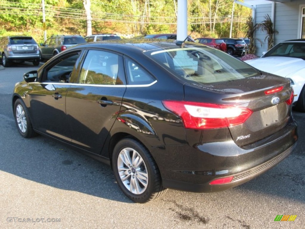 2012 Focus SEL Sedan - Tuxedo Black Metallic / Charcoal Black photo #5