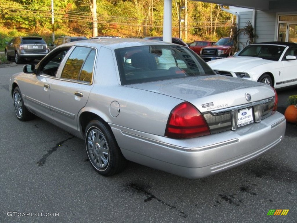 2006 Grand Marquis GS - Silver Birch Metallic / Charcoal Black photo #5