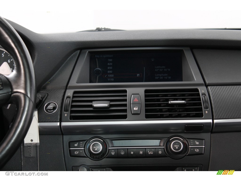 2010 BMW X5 M Standard X5 M Model Controls Photo #72012480