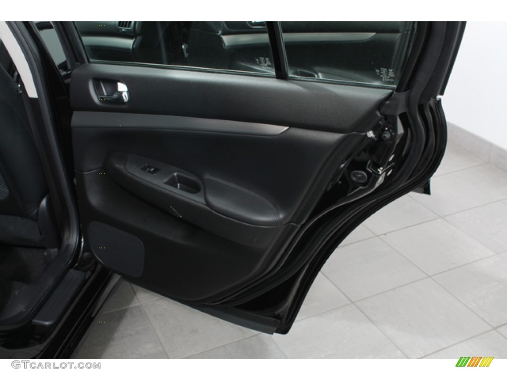 2011 G 37 x AWD Sedan - Black Obsidian / Graphite photo #14