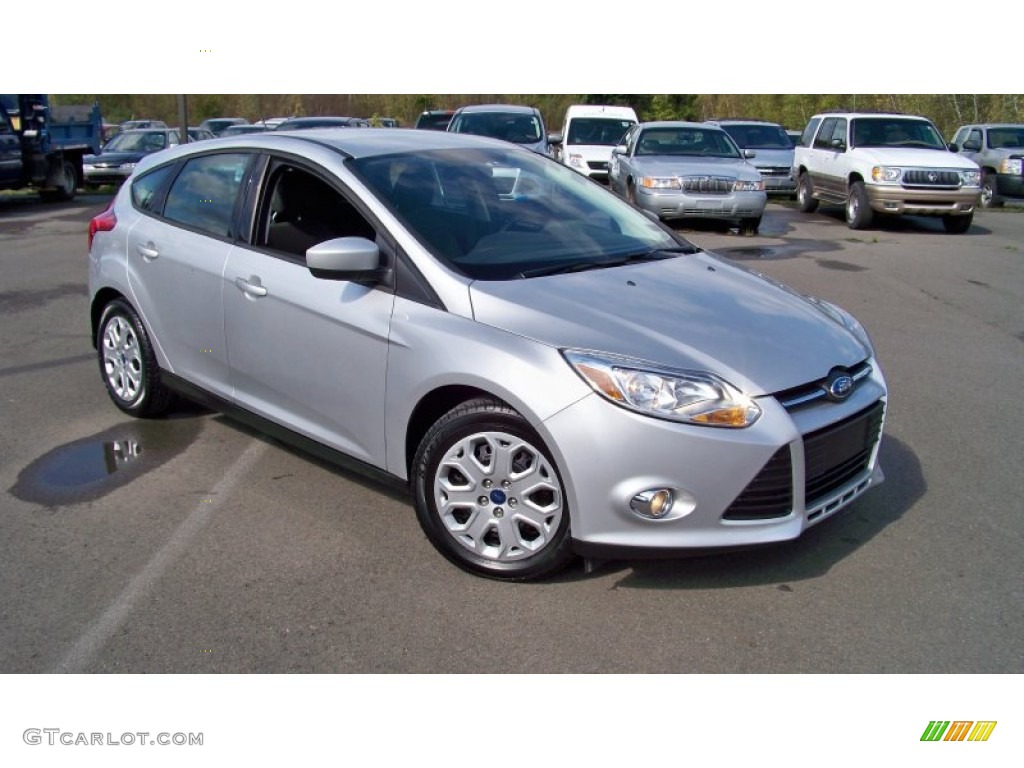 Ingot Silver Metallic 2012 Ford Focus SE 5-Door Exterior Photo #72016359