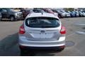 Ingot Silver Metallic - Focus SE 5-Door Photo No. 6