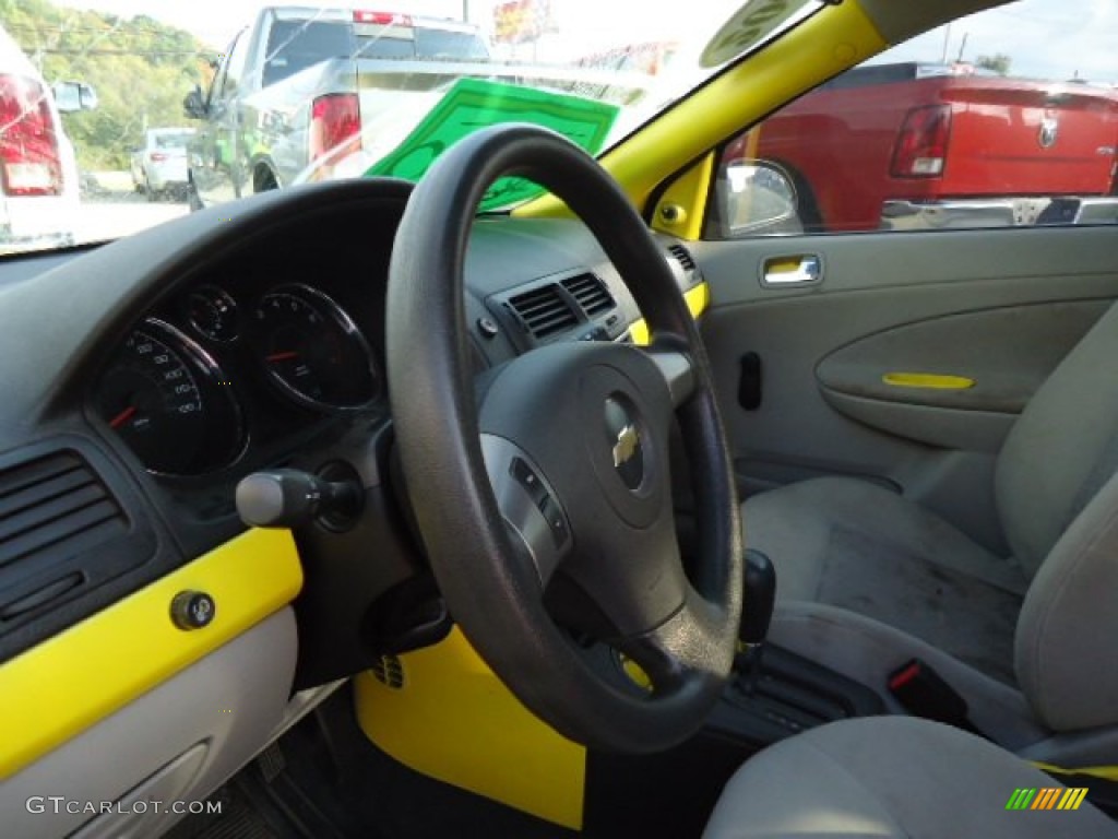 2007 Cobalt LS Coupe - Rally Yellow / Gray photo #16