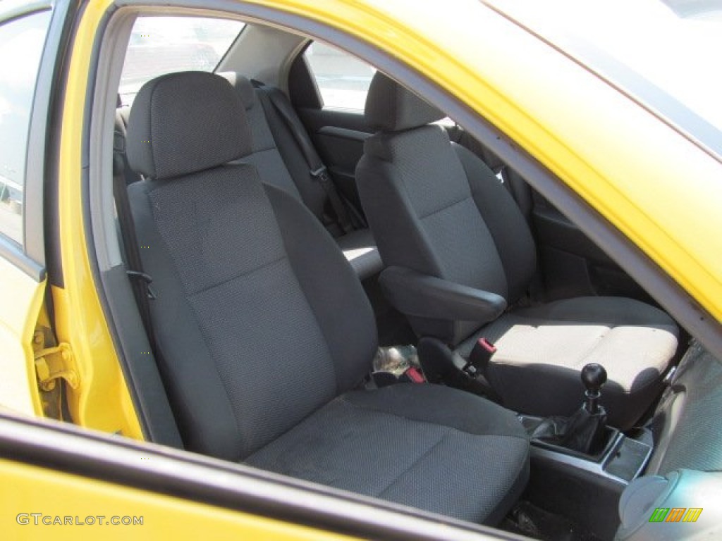 2010 Aveo LT Sedan - Summer Yellow / Charcoal photo #11