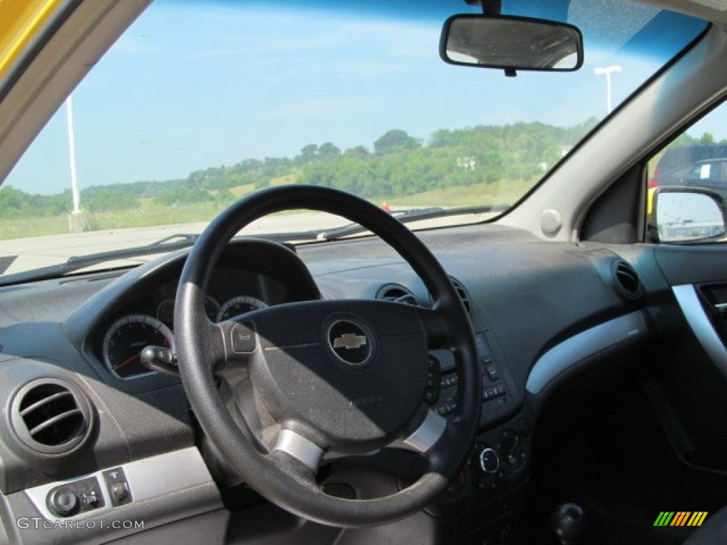 2010 Aveo LT Sedan - Summer Yellow / Charcoal photo #13