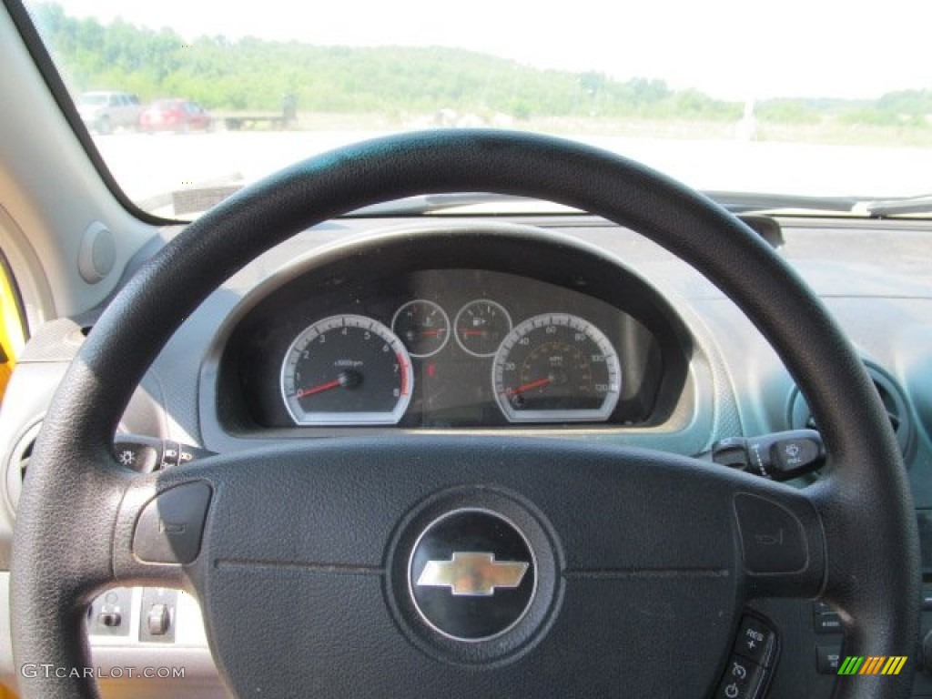 2010 Aveo LT Sedan - Summer Yellow / Charcoal photo #15