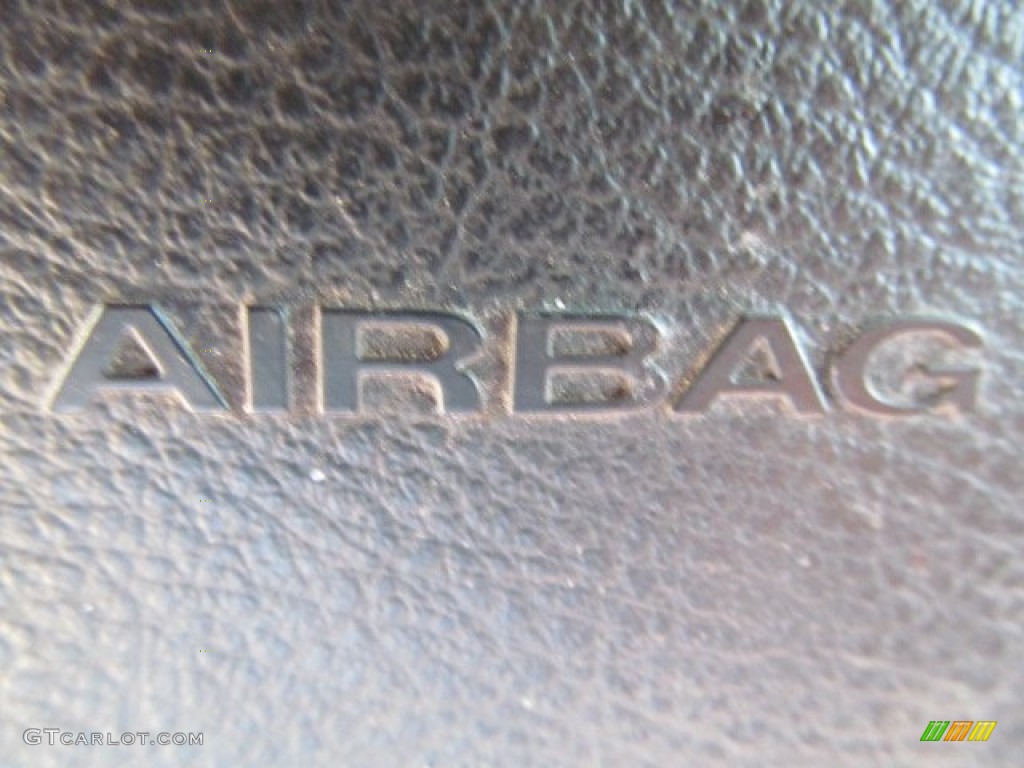 2010 Aveo LT Sedan - Summer Yellow / Charcoal photo #17