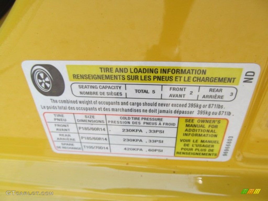 2010 Aveo LT Sedan - Summer Yellow / Charcoal photo #22