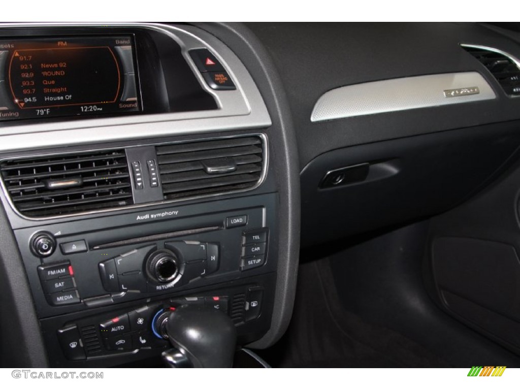 2009 A4 2.0T Premium quattro Sedan - Ice Silver Metallic / Black photo #13