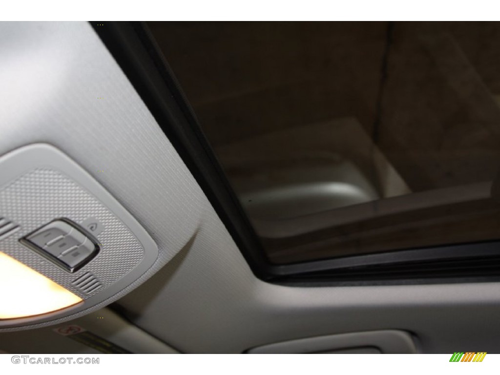 2009 A4 2.0T Premium quattro Sedan - Ice Silver Metallic / Black photo #18