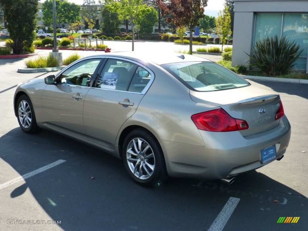 2009 G 37 Sedan - Sahara Sandstone / Wheat photo #4