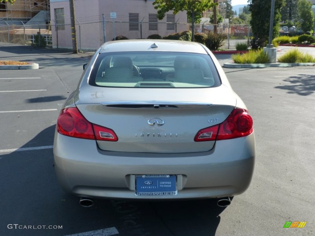 2009 G 37 Sedan - Sahara Sandstone / Wheat photo #5