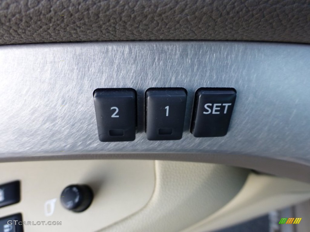 2009 G 37 Sedan - Sahara Sandstone / Wheat photo #23