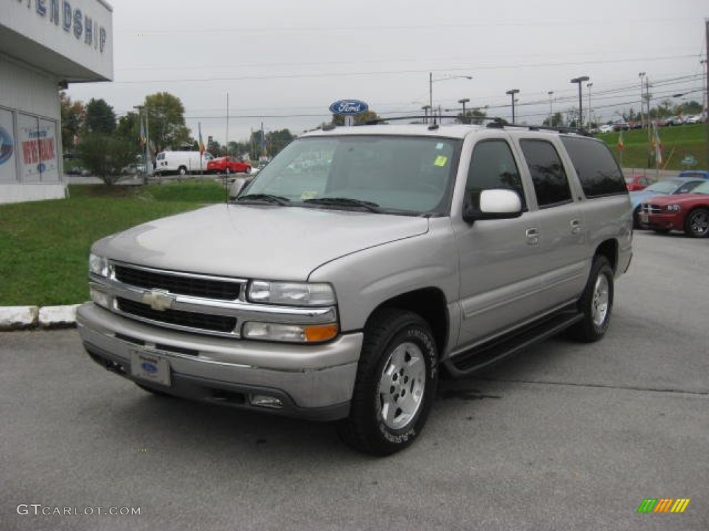Silver Birch Metallic 2004 Chevrolet Suburban 1500 LT 4x4 Exterior Photo #72021489