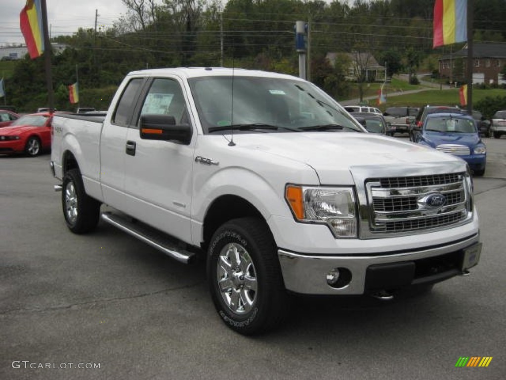 Oxford White 2013 Ford F150 XLT SuperCab 4x4 Exterior Photo #72023066