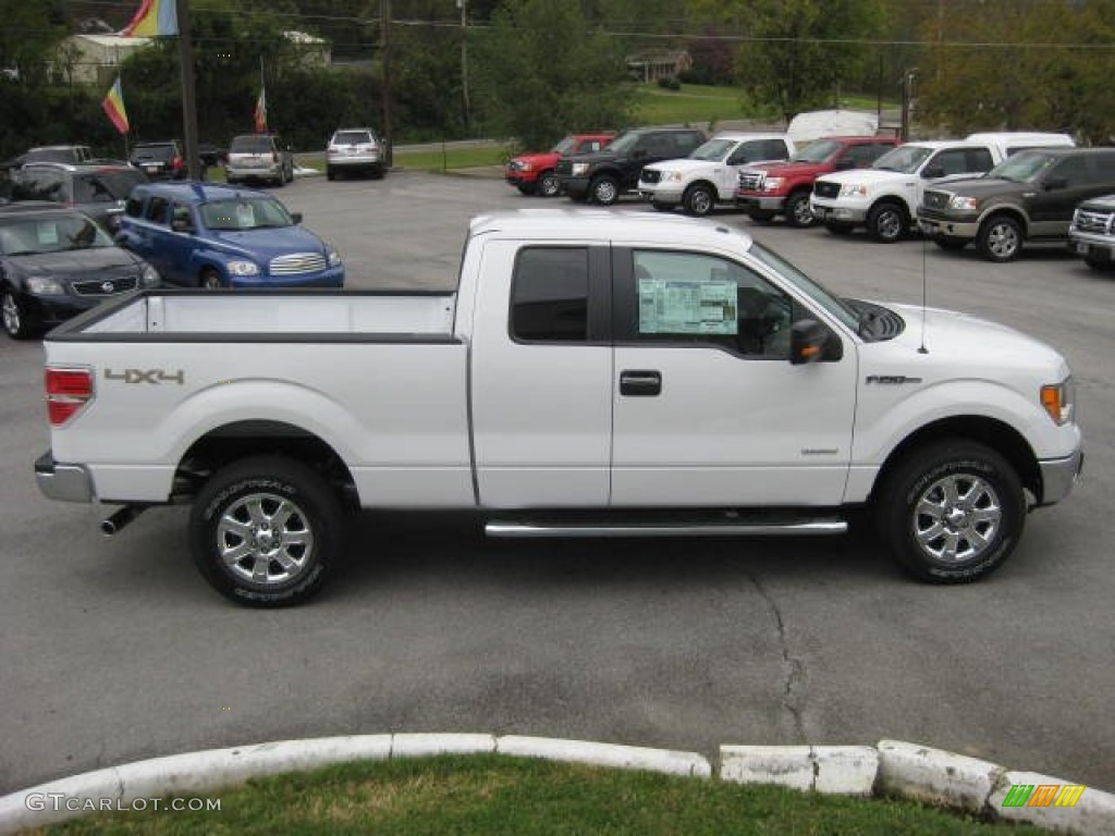 Oxford White 2013 Ford F150 XLT SuperCab 4x4 Exterior Photo #72023091