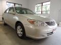Lunar Mist Metallic - Camry LE Photo No. 5
