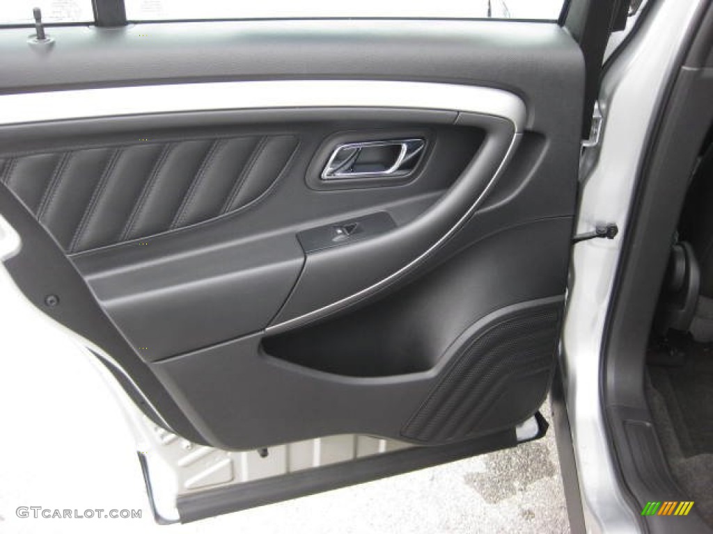 2013 Ford Taurus SEL Door Panel Photos