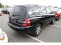 Black - Highlander V6 4WD Photo No. 2