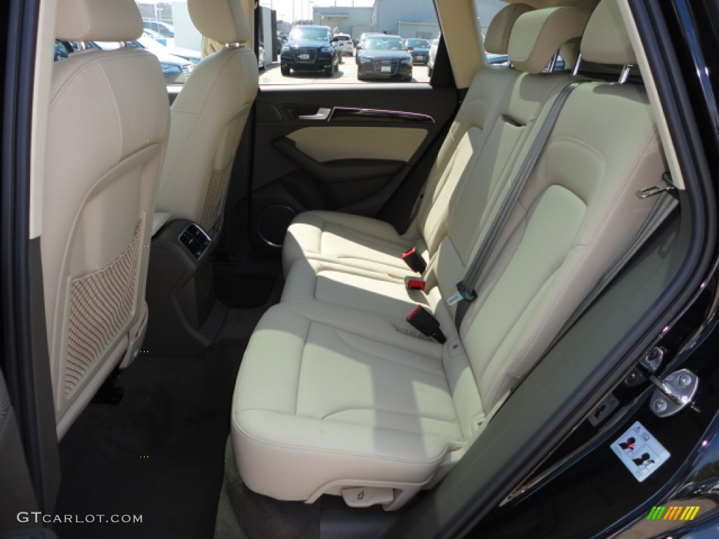 2013 Audi Q5 2.0 TFSI quattro Rear Seat Photo #72025347