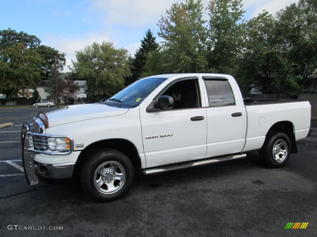 2004 Ram 1500 SLT Quad Cab 4x4 - Bright White / Dark Slate Gray photo #1