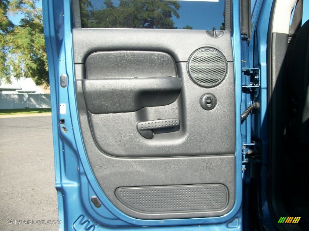 2004 Ram 1500 SLT Quad Cab 4x4 - Atlantic Blue Pearl / Dark Slate Gray photo #28