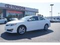 Super White - Camry SE Photo No. 1