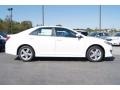 Super White - Camry SE Photo No. 6