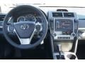 Super White - Camry SE Photo No. 19