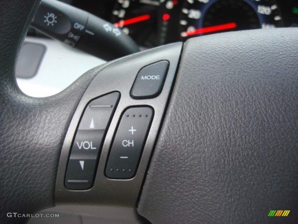 2009 Honda Odyssey EX Controls Photo #72038046