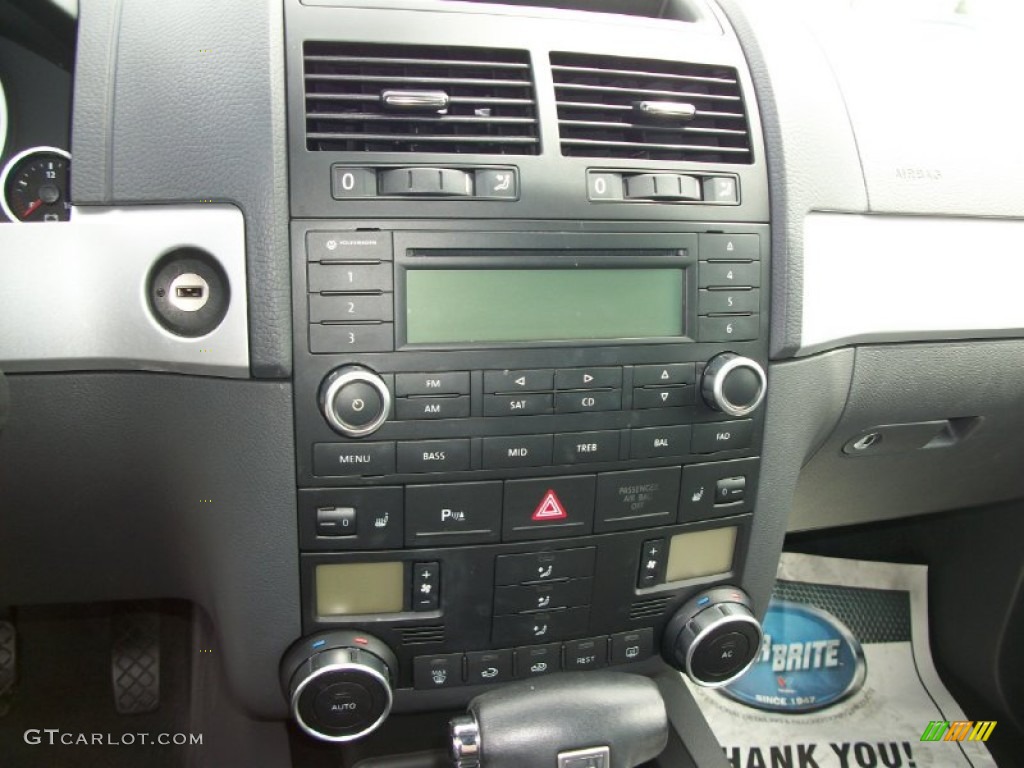 2009 Touareg 2 VR6 - Cranberry Red Metallic / Anthracite photo #8
