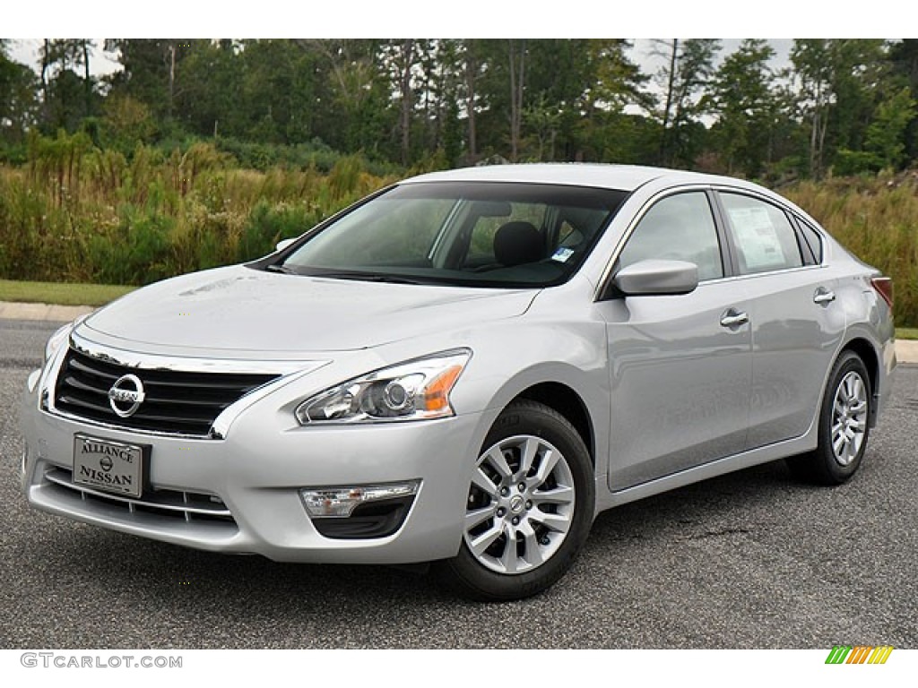 2013 Altima 2.5 S - Brilliant Silver / Charcoal photo #1